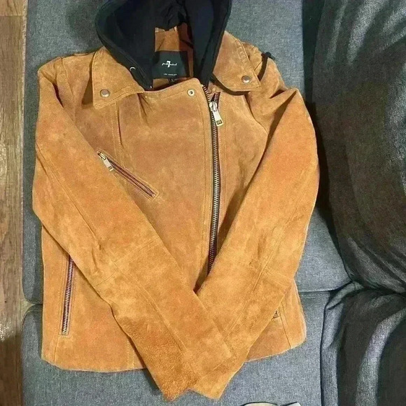 7 For All Mankind suede leather jacket. Brown. Size small. Detachable hood - Picture 14 of 14